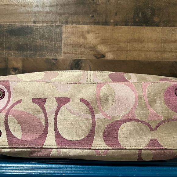 Coach Berry Satchel Tote Bag C Logo Purple Patent Leather - Picture 5 of 11